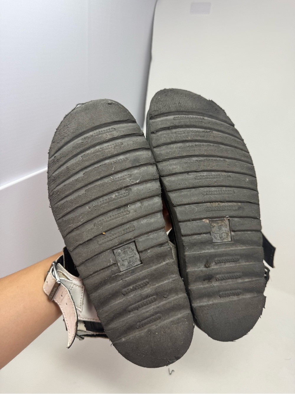 Dr Martens Voss Quad Sandal Size US 9 - Picture 6 of 8
